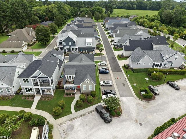 201 Cove Reach RCH, Suffolk, VA 23435