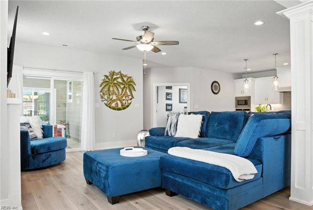 201 Cove Reach RCH, Suffolk, VA 23435