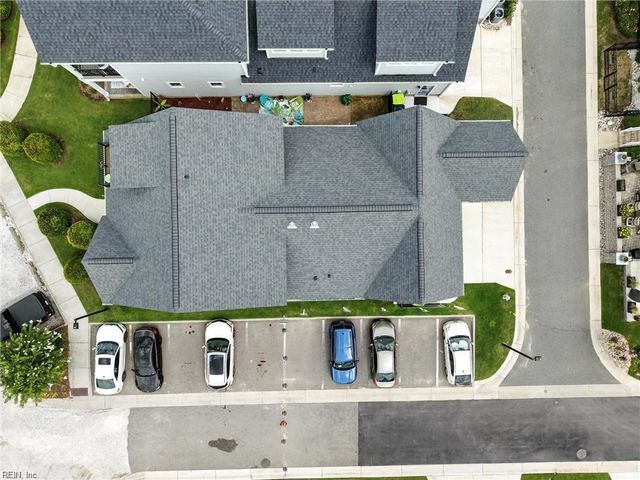 201 Cove Reach RCH, Suffolk, VA 23435