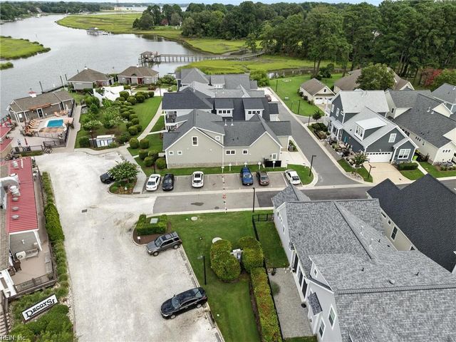 201 Cove Reach RCH, Suffolk, VA 23435