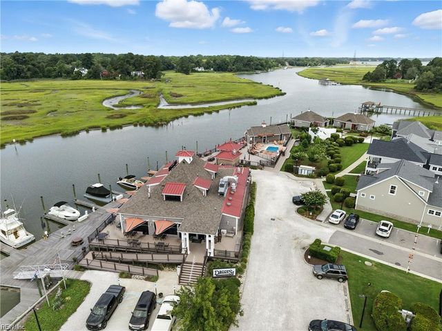 201 Cove Reach RCH, Suffolk, VA 23435