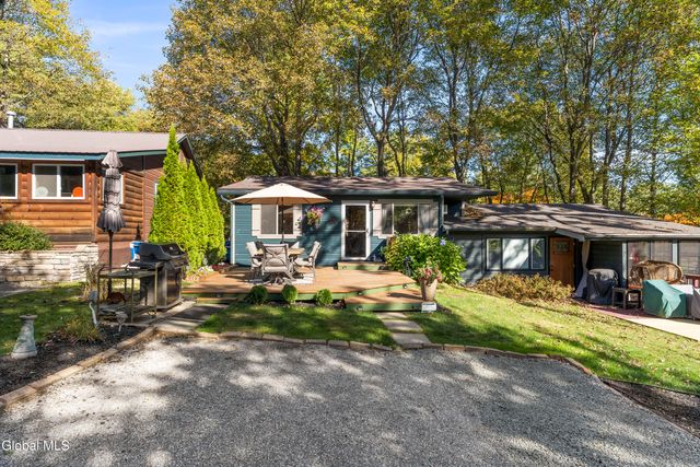 5 Smokey Bear Lane, Lake George, NY 12845