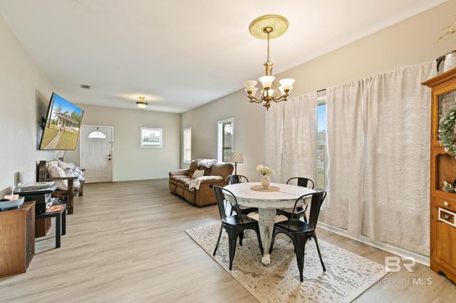 1705 Poplar Street, Flomaton, AL 36441