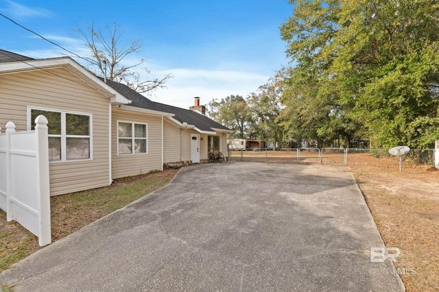1705 Poplar Street, Flomaton, AL 36441
