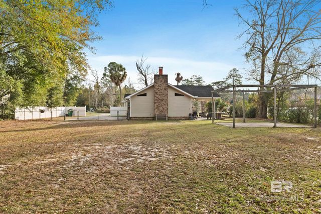 1705 Poplar Street, Flomaton, AL 36441