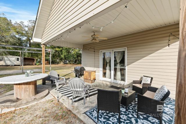 1705 Poplar Street, Flomaton, AL 36441