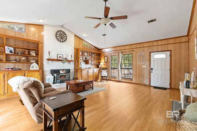 1705 Poplar Street, Flomaton, AL 36441