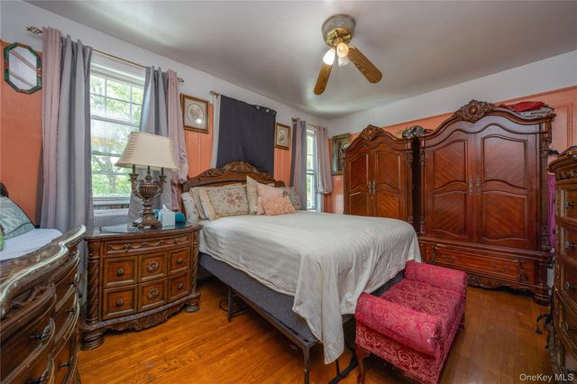 3214 Fenton Avenue, Bronx, NY 10469