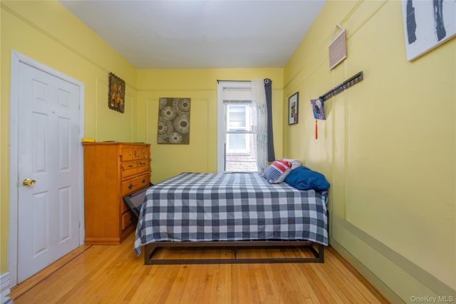 3214 Fenton Avenue, Bronx, NY 10469