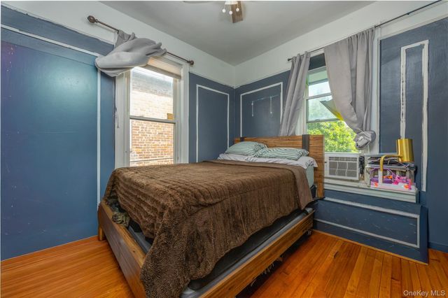3214 Fenton Avenue, Bronx, NY 10469