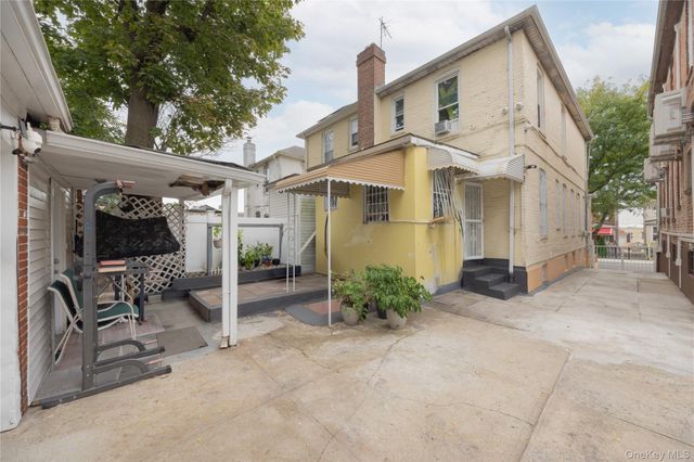 3214 Fenton Avenue, Bronx, NY 10469