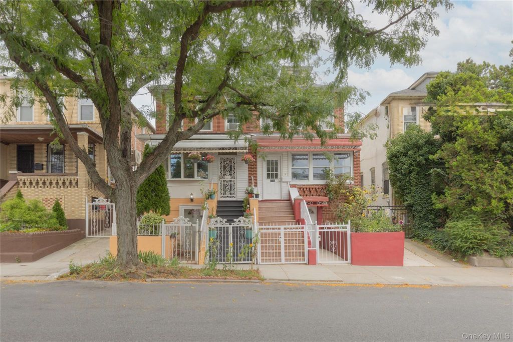 3214 Fenton Avenue, Bronx, NY 10469 — exterior