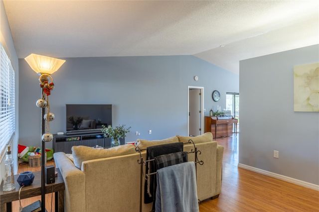 8457 CYPRESS LAKE CIRCLE, Sarasota, FL 34243