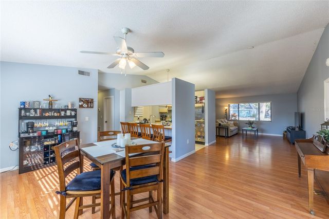 8457 CYPRESS LAKE CIRCLE, Sarasota, FL 34243