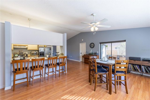 8457 CYPRESS LAKE CIRCLE, Sarasota, FL 34243