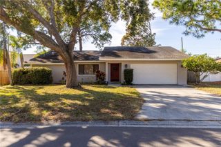 8457 CYPRESS LAKE CIRCLE, Sarasota, FL 34243