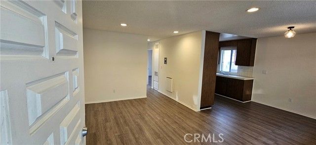 614 S Lake Street C, Burbank, CA 91502