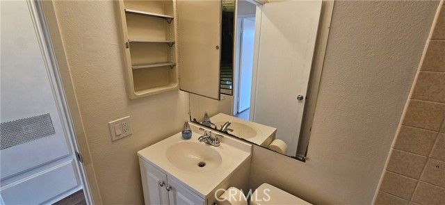 614 S Lake Street C, Burbank, CA 91502