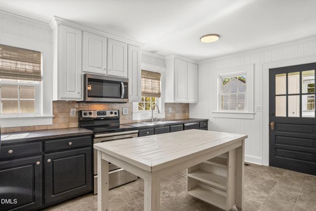1516 Granville Street, Burlington, NC 27215