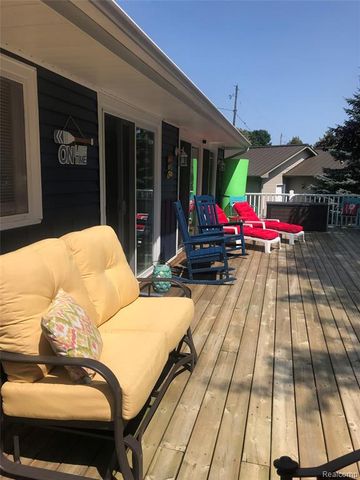 3301 W Huckleberry Trail, Farwell, MI 48622