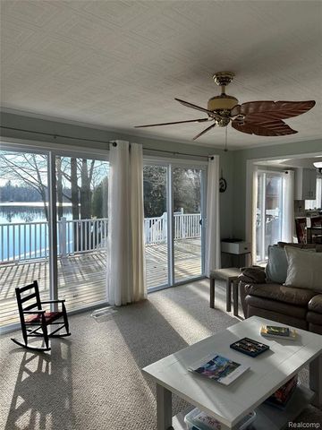 3301 W Huckleberry Trail, Farwell, MI 48622