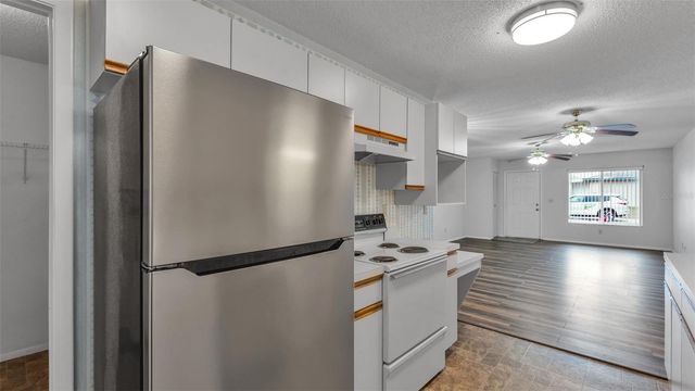 381 WINTER RIDGE BOULEVARD, Winter Haven, FL 33881