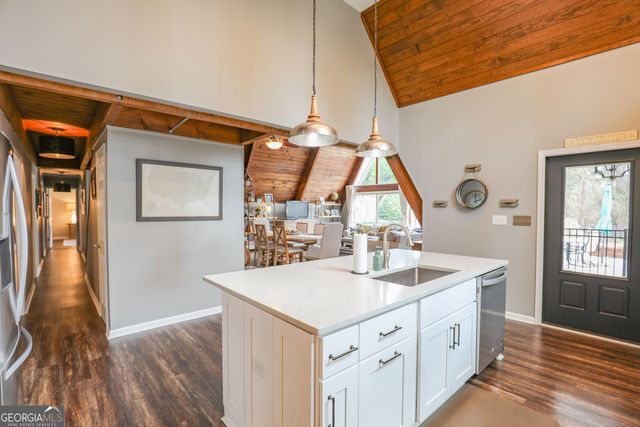 106 Honeysuckle Lane NE, Milledgeville, GA 31061