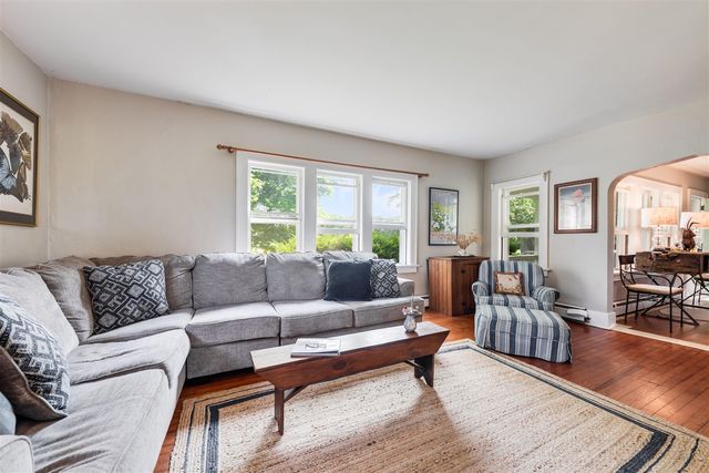 6475 Olive Branch Road, Galien, MI 49113