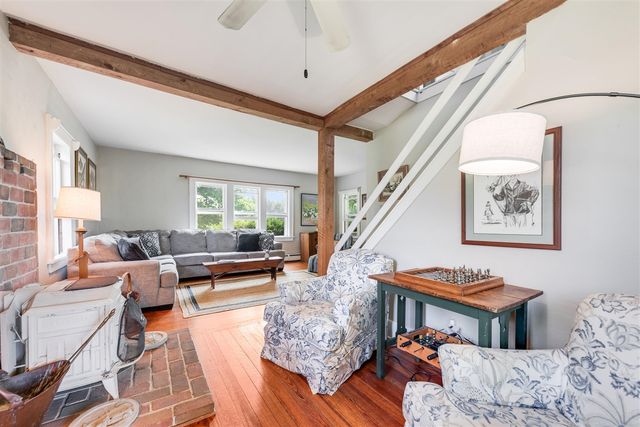 6475 Olive Branch Road, Galien, MI 49113