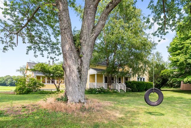 6475 Olive Branch Road, Galien, MI 49113