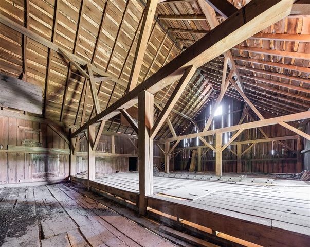 6475 Olive Branch Road, Galien, MI 49113