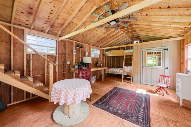 6475 Olive Branch Road, Galien, MI 49113