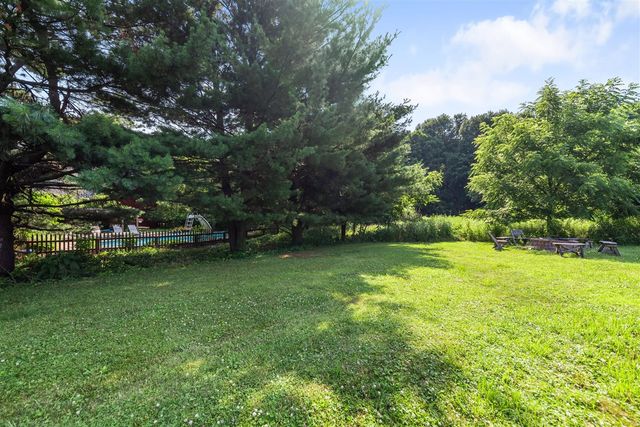 6475 Olive Branch Road, Galien, MI 49113