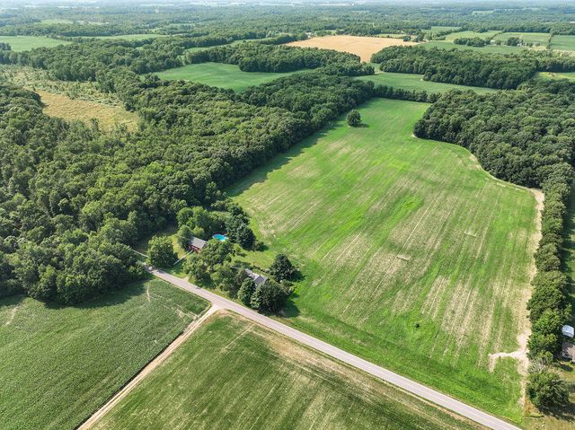 6475 Olive Branch Road, Galien, MI 49113