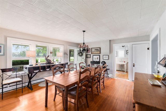 6475 Olive Branch Road, Galien, MI 49113