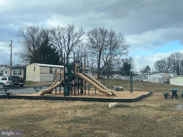 202 JANESA DR, Martinsburg, WV 25403