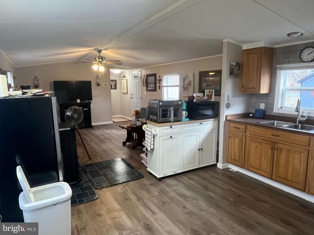 202 JANESA DR, Martinsburg, WV 25403