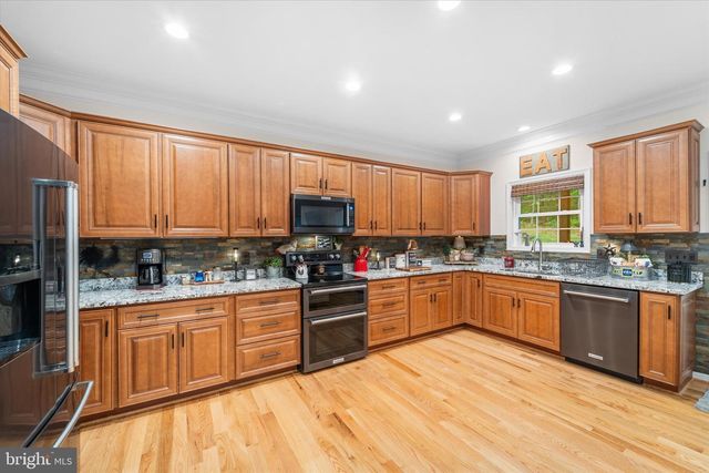 170 DEER HAVEN LN, Bluemont, VA 20135