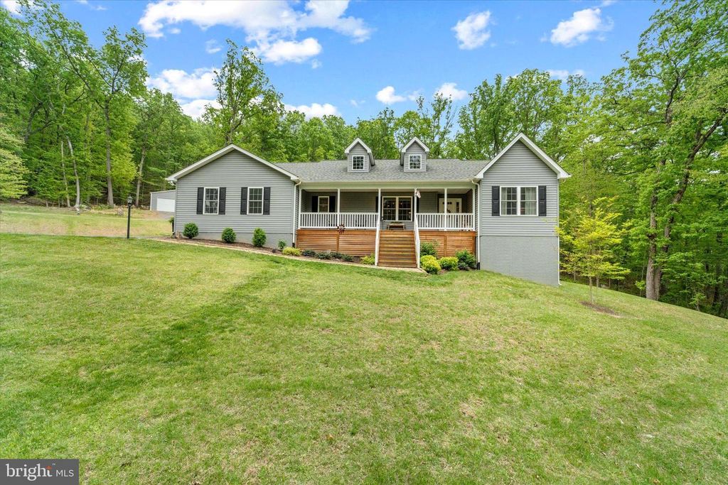 170 DEER HAVEN LN, Bluemont, VA 20135