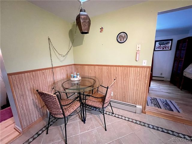 10 Rebecca Park, Buffalo, NY 14207