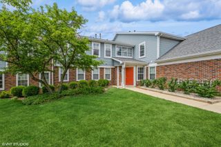 260 W Lynn Drive 7-5B, Palatine, IL 60067