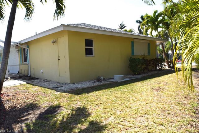 19 Sunview BLVD, Fort Myers Beach, FL 33931