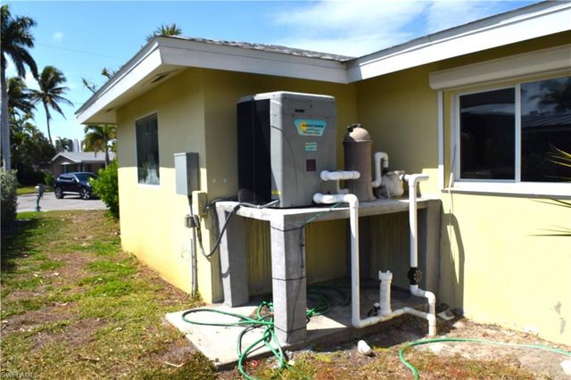 19 Sunview BLVD, Fort Myers Beach, FL 33931