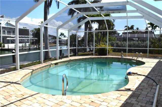 19 Sunview BLVD, Fort Myers Beach, FL 33931