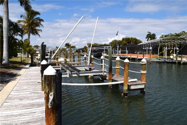 19 Sunview BLVD, Fort Myers Beach, FL 33931