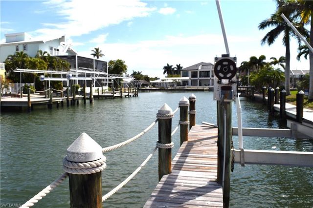 19 Sunview BLVD, Fort Myers Beach, FL 33931