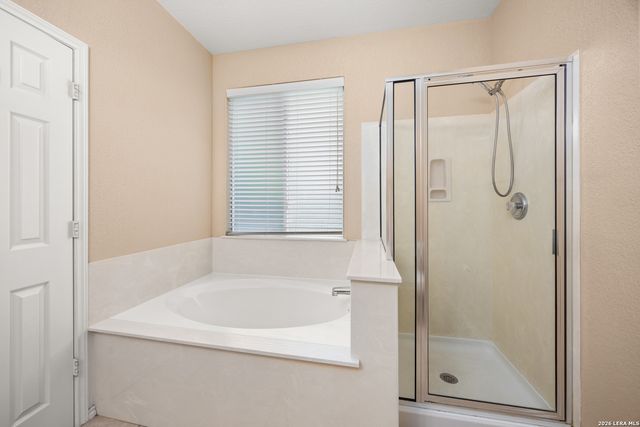 7437 PARAISO PT, Boerne, TX 78015