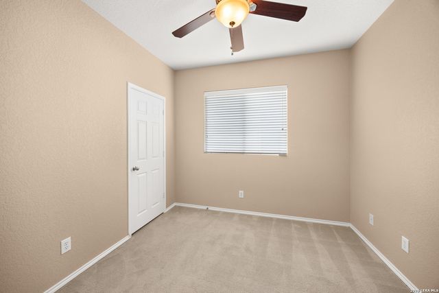 7437 PARAISO PT, Boerne, TX 78015