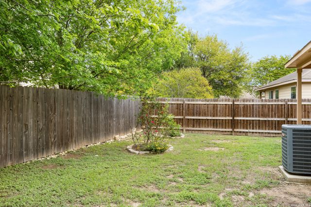 7437 PARAISO PT, Boerne, TX 78015