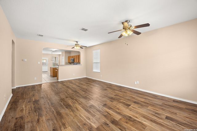 7437 PARAISO PT, Boerne, TX 78015